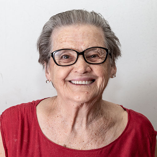 Martha, 76 años